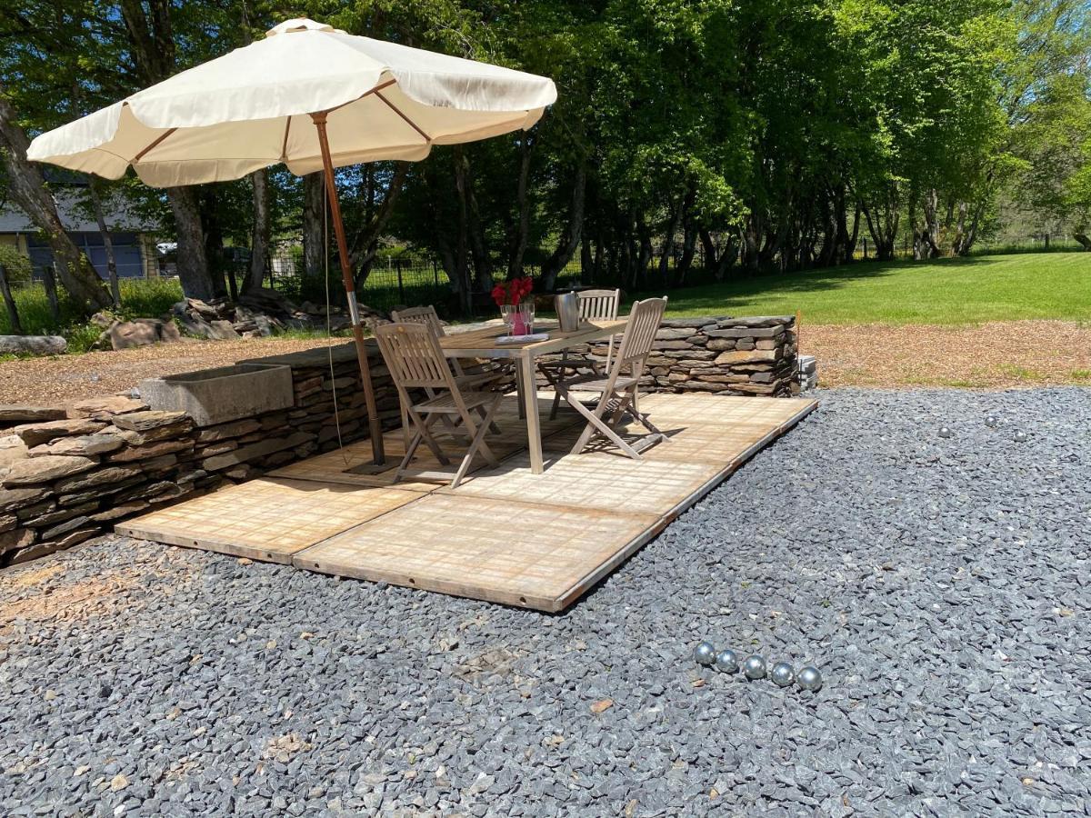 Le Scailleteux - Gite De Charme Cloture, Acces A La Riviere Fauvillers Exterior foto